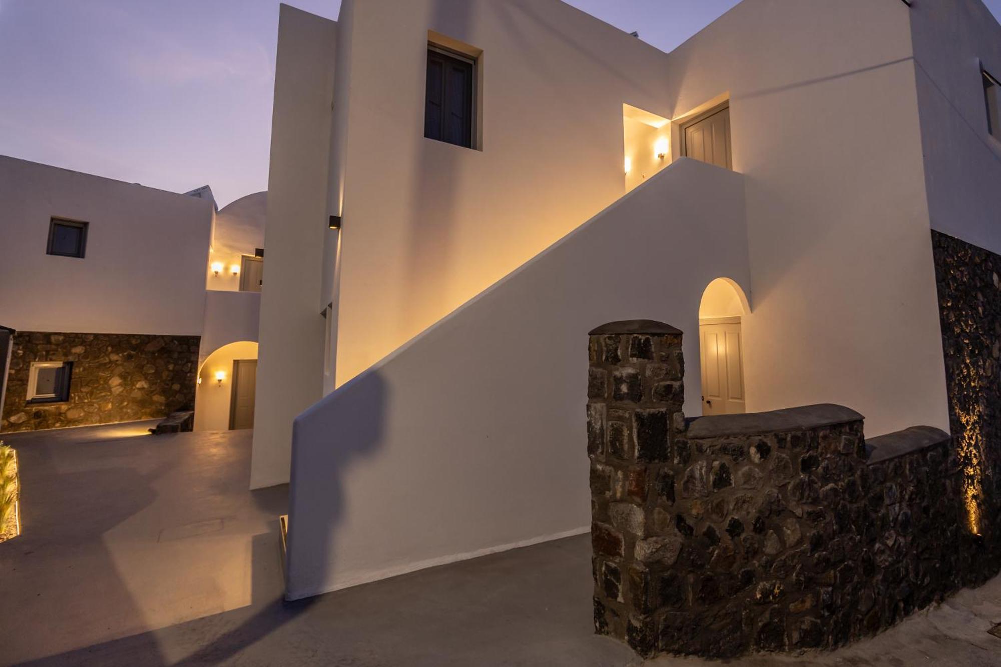 Nastram Suites Oia Exterior photo
