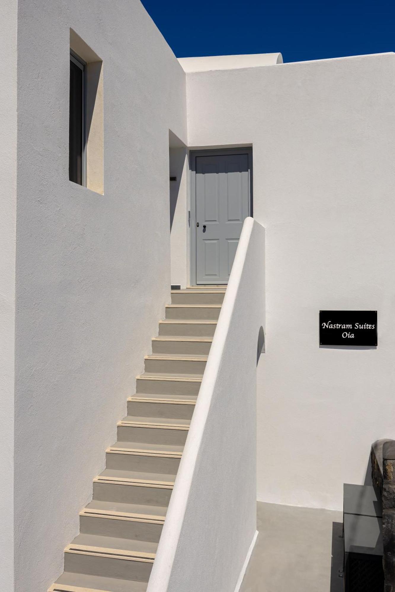 Nastram Suites Oia Exterior photo