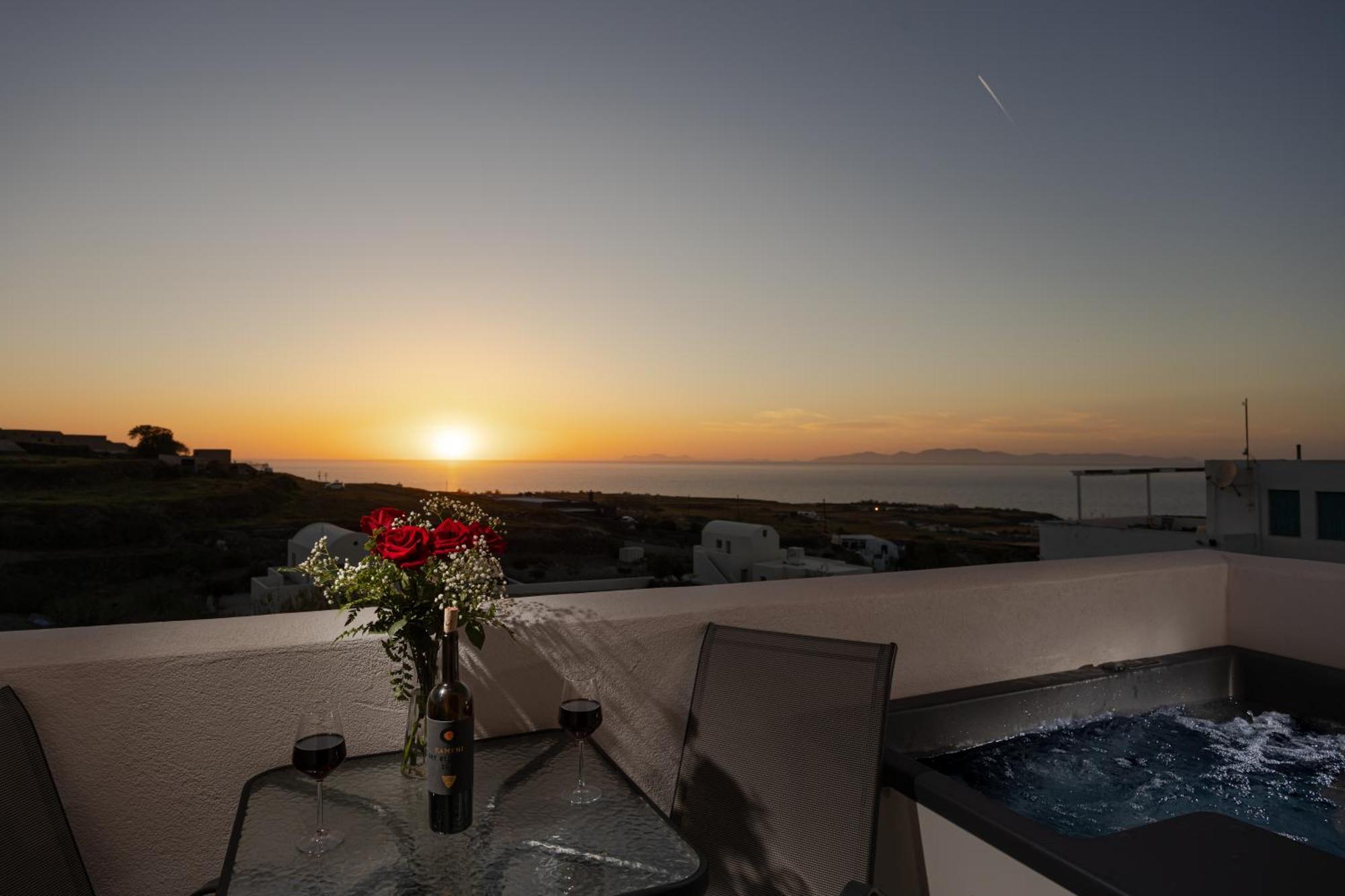 Nastram Suites Oia Exterior photo