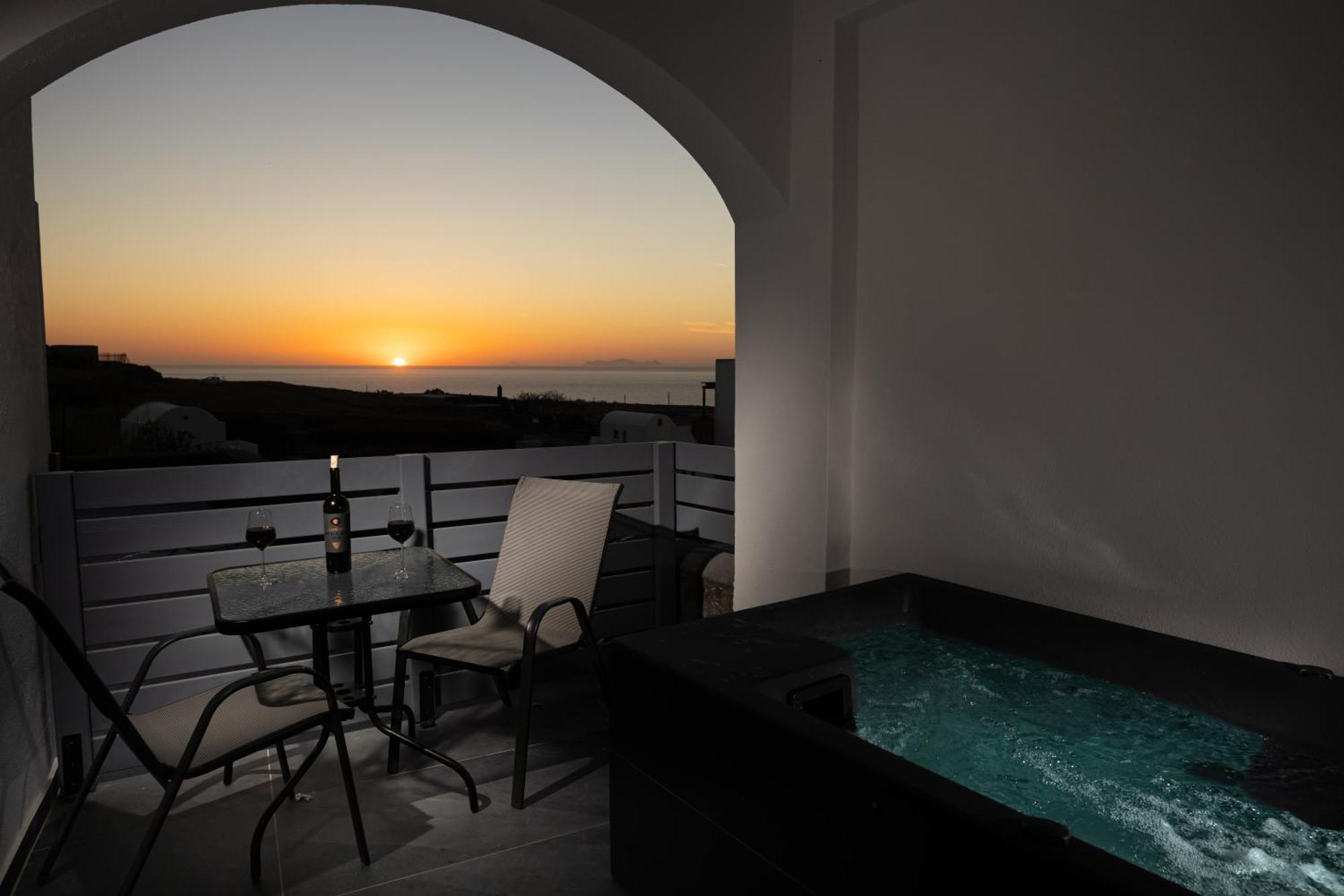 Nastram Suites Oia Exterior photo