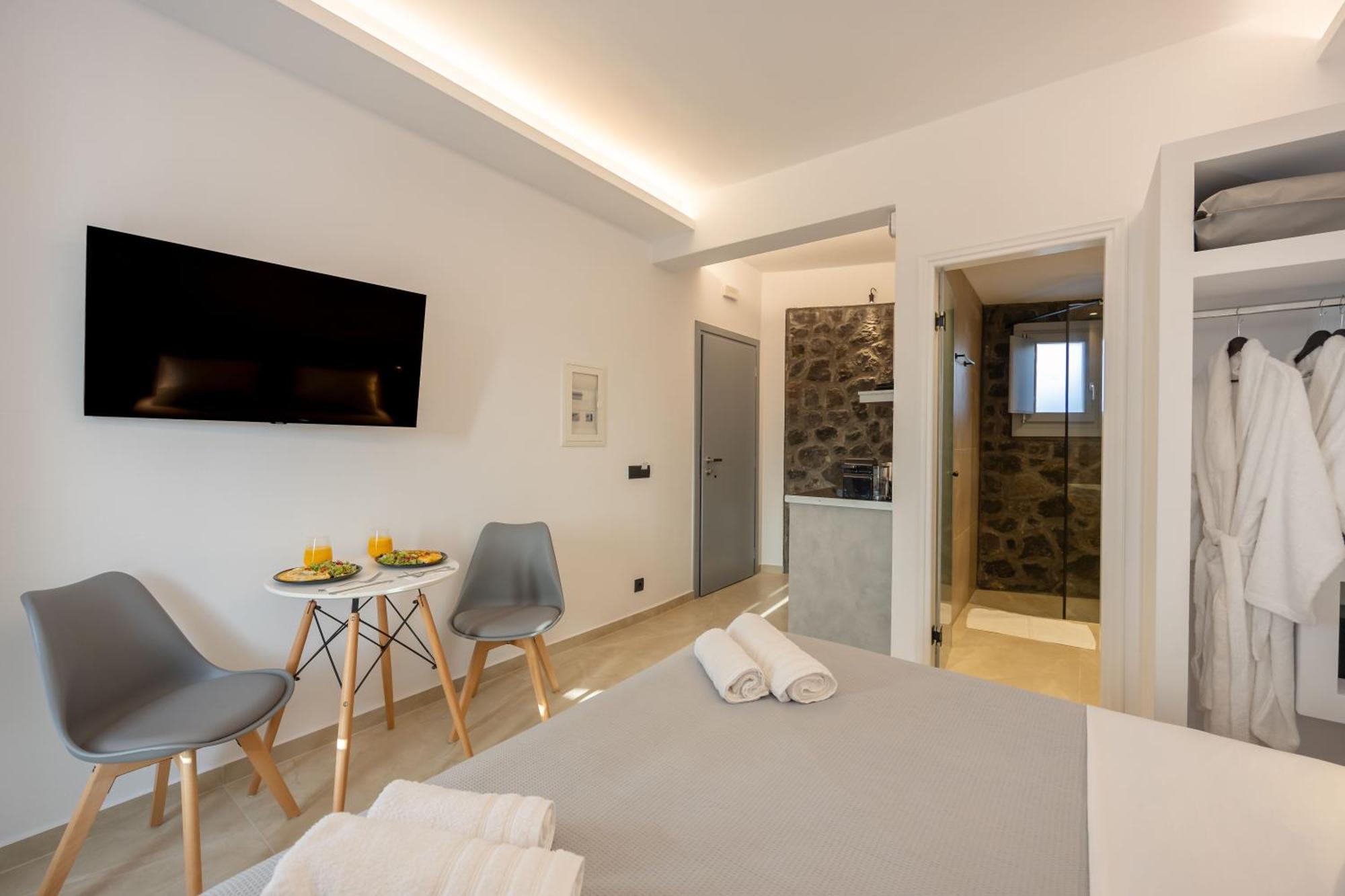 Nastram Suites Oia Room photo
